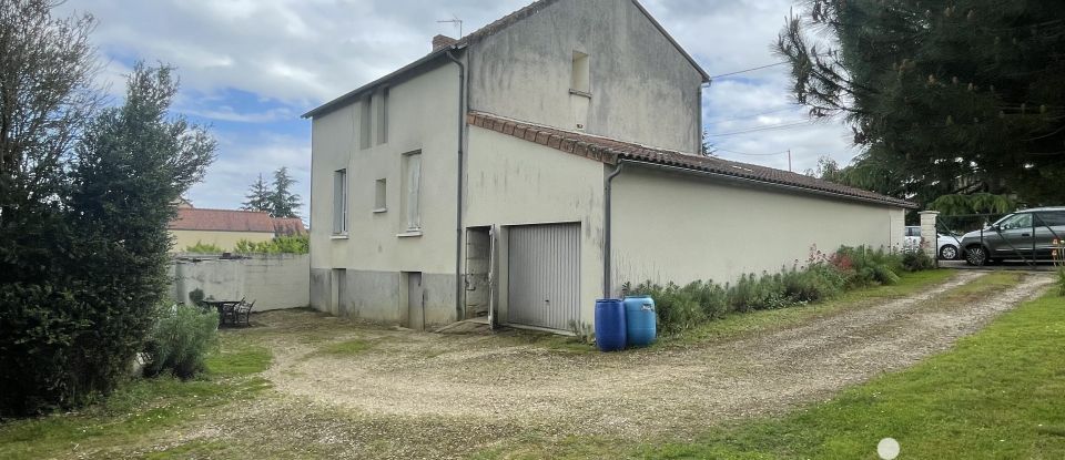 House 5 rooms of 102 m² in Cenon-sur-Vienne (86530)