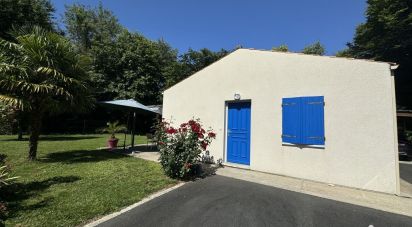 House 4 rooms of 90 m² in Saint-Georges-des-Coteaux (17810)