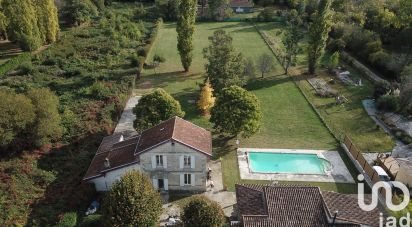 Mansion 9 rooms of 199 m² in Latresne (33360)