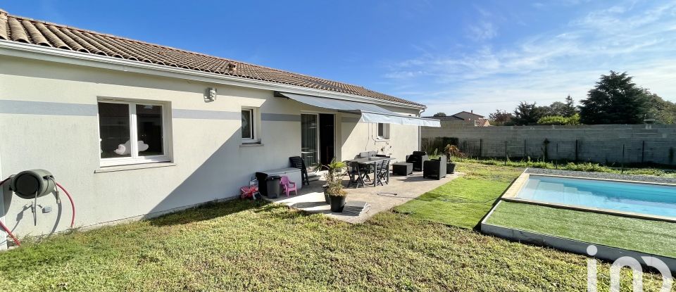 House 4 rooms of 93 m² in Ambarès-et-Lagrave (33440)