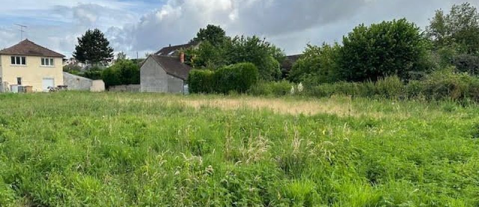 Terrain de 1 050 m² à Gisors (27140)