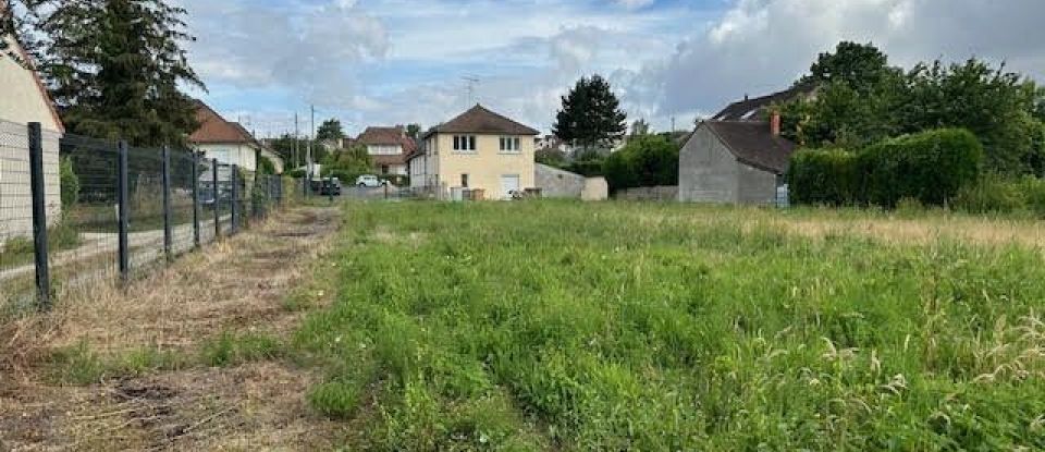 Terrain de 1 050 m² à Gisors (27140)