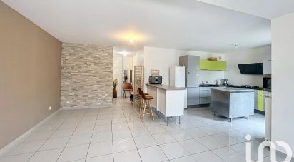 Appartement 3 pièces de 69 m² à Saint-Pierre-en-Faucigny (74800)