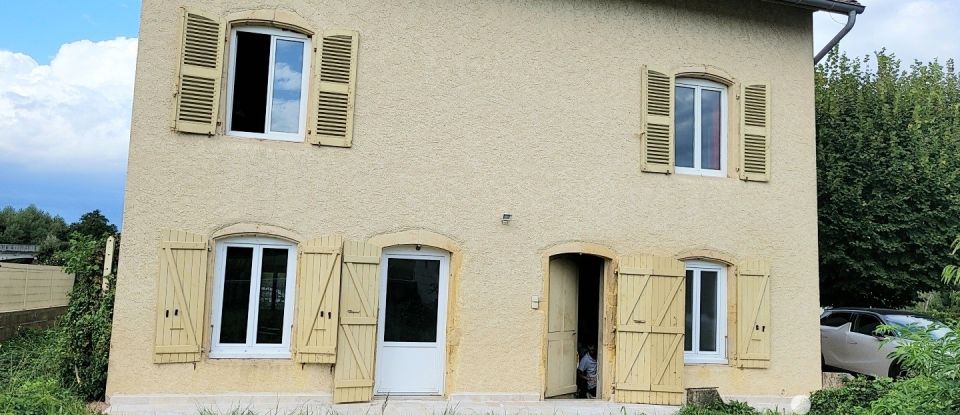 House 6 rooms of 260 m² in Pouilly-sous-Charlieu (42720)