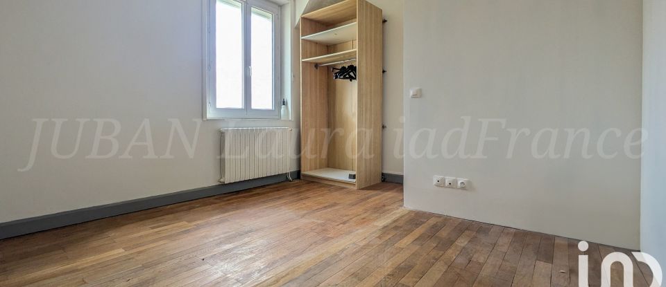 Maison 5 pièces de 125 m² à Varennes-sur-Seine (77130)