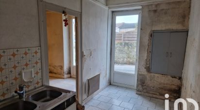 Town house 4 rooms of 77 m² in Tonnay-Charente (17430)