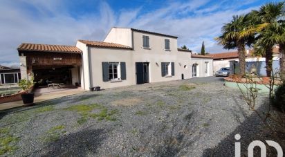 Pavillon 6 pièces de 127 m² à Aulnay (17470)