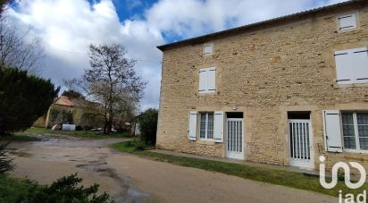 Village house 3 rooms of 77 m² in Longré (16240)