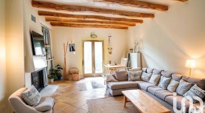 Traditional house 8 rooms of 200 m² in Bures-sur-Yvette (91440)