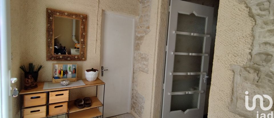 Longere 3 rooms of 86 m² in Les Éduts (17510)