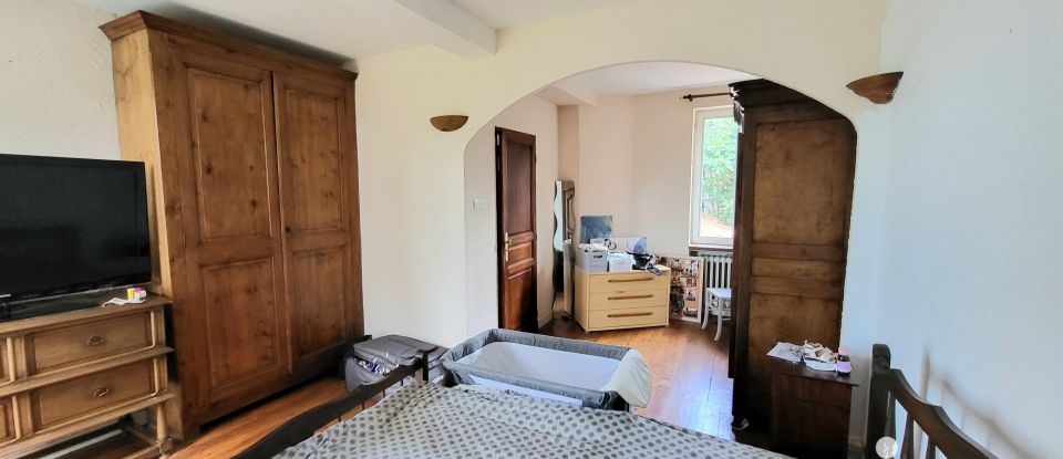 House 6 rooms of 174 m² in Saint-Just-Saint-Rambert (42170)