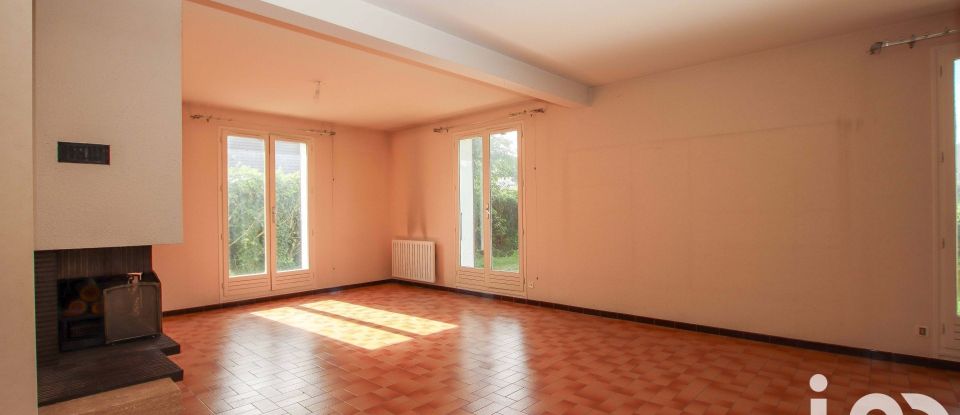 Maison 7 pièces de 140 m² à Saint-Memmie (51470)