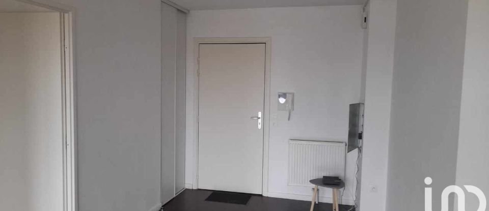 Apartment 2 rooms of 45 m² in Douai (59500)