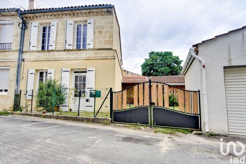 Maison 4 pièces de 88 m² à Saint-Julien-Beychevelle (33250)