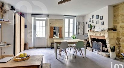 Maison 4 pièces de 88 m² à Saint-Julien-Beychevelle (33250)