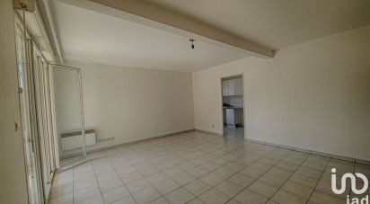 Appartement 3 pièces de 66 m² à Avignon (84000)