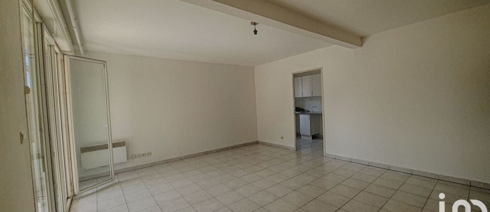 Appartement 3 pièces de 66 m² à Avignon (84000)