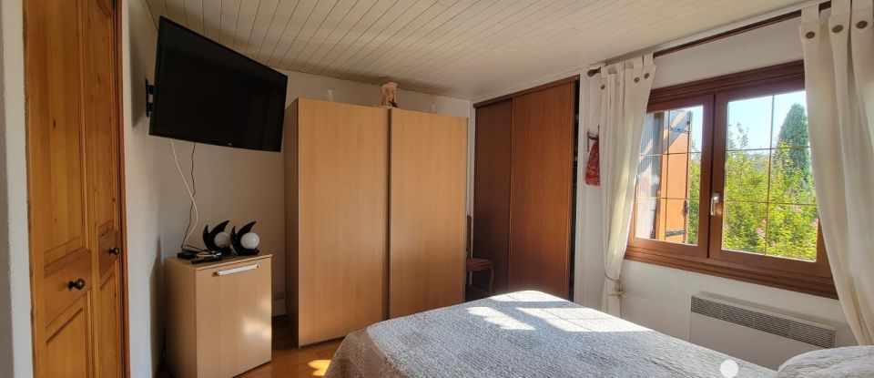 Maison 5 pièces de 105 m² à Avignon (84140)