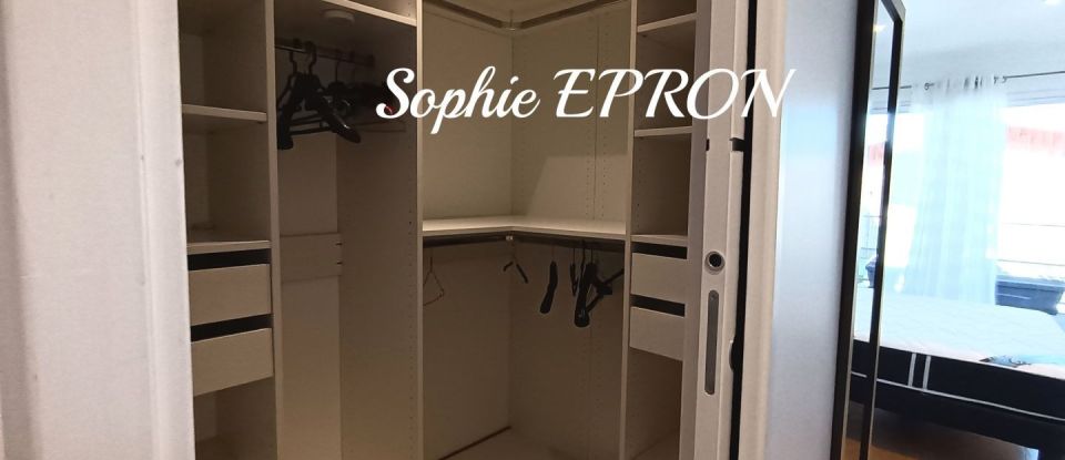 Appartement 4 pièces de 89 m² à Bordeaux (33000)