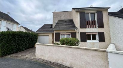 Maison 4 pièces de 85 m² à Châtellerault (86100)