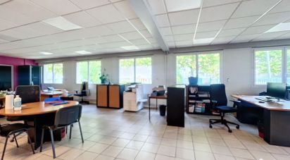 Business premises of 3,700 m² in Vitry-sur-Seine (94400)