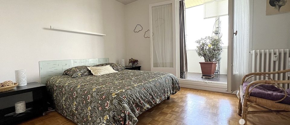 Appartement 4 pièces de 90 m² à Nantes (44000)