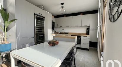 Apartment 5 rooms of 100 m² in Châtenay-Malabry (92290)