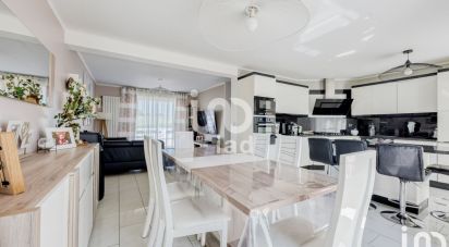 Maison 6 pièces de 140 m² à Oissery (77178)