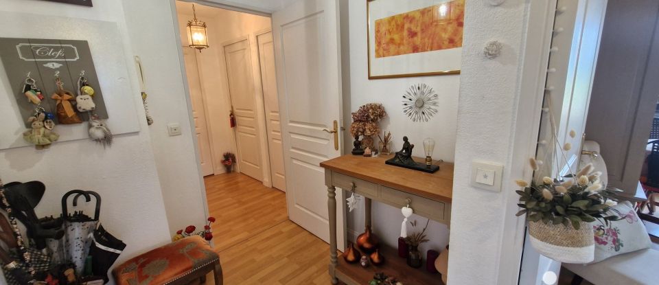 Apartment 3 rooms of 65 m² in Libourne (33500)