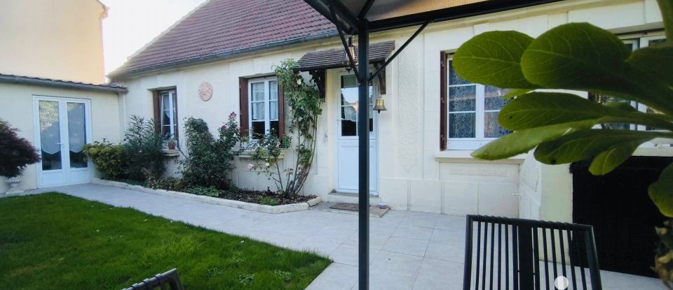 House 6 rooms of 106 m² in Andeville (60570)