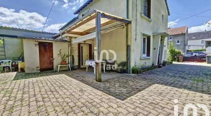 House 4 rooms of 74 m² in Vierzon (18100)