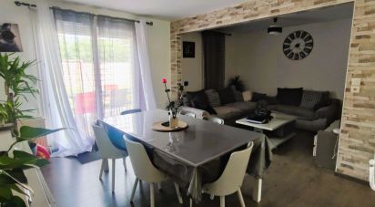 Maison 5 pièces de 103 m² à Pont-Sainte-Marie (10150)