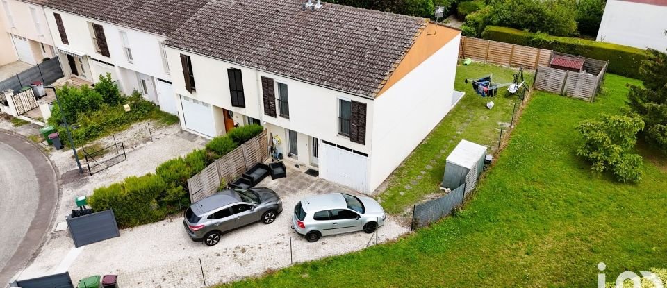 Maison 5 pièces de 103 m² à Pont-Sainte-Marie (10150)