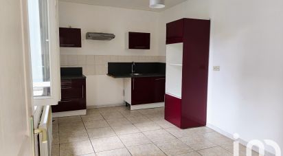 Maison 3 pièces de 55 m² à Mazamet (81200)