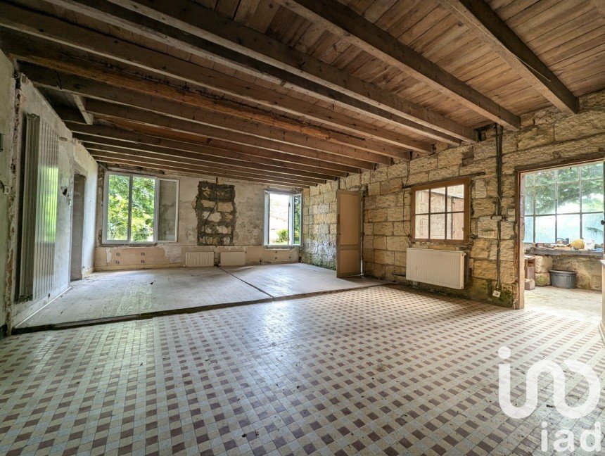 Maison 4 pièces de 96 m² à Saint-Louis-de-Montferrand (33440)