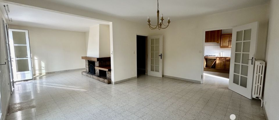 Traditional house 8 rooms of 145 m² in Montgermont (35760)