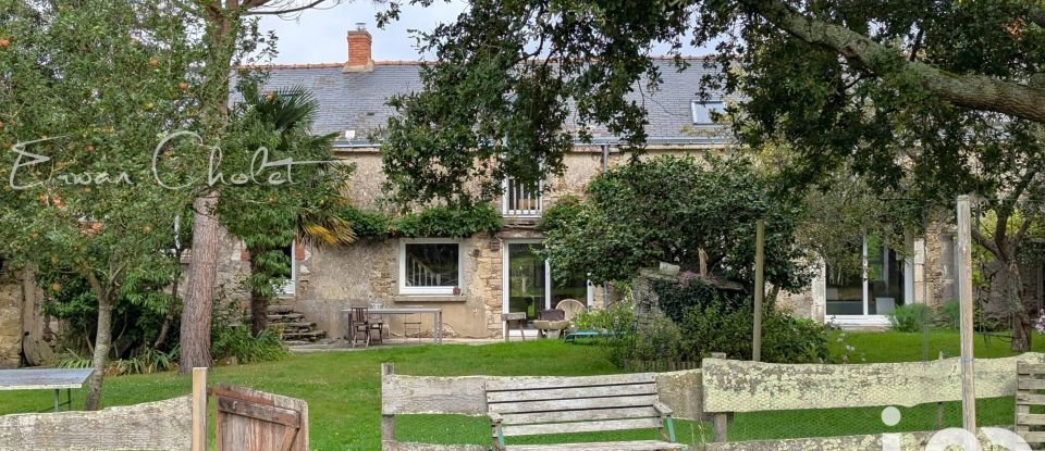 Longere 8 rooms of 190 m² in Couëron (44220)