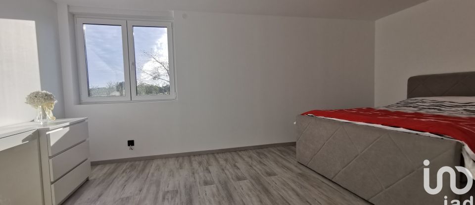 Maison 5 pièces de 210 m² à Puttelange-aux-Lacs (57510)