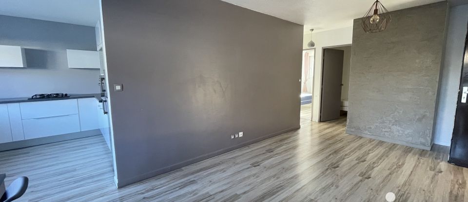 Apartment 3 rooms of 67 m² in Nîmes (30900)