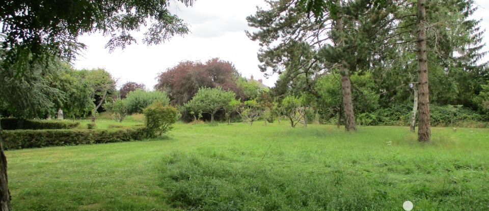 House 7 rooms of 160 m² in La Heunière (27950)