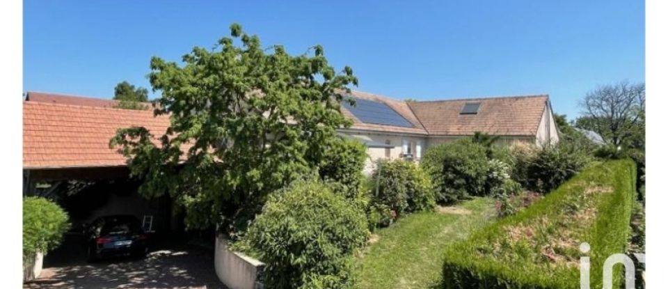 Maison 9 pièces de 210 m² à Crosville-la-Vieille (27110)