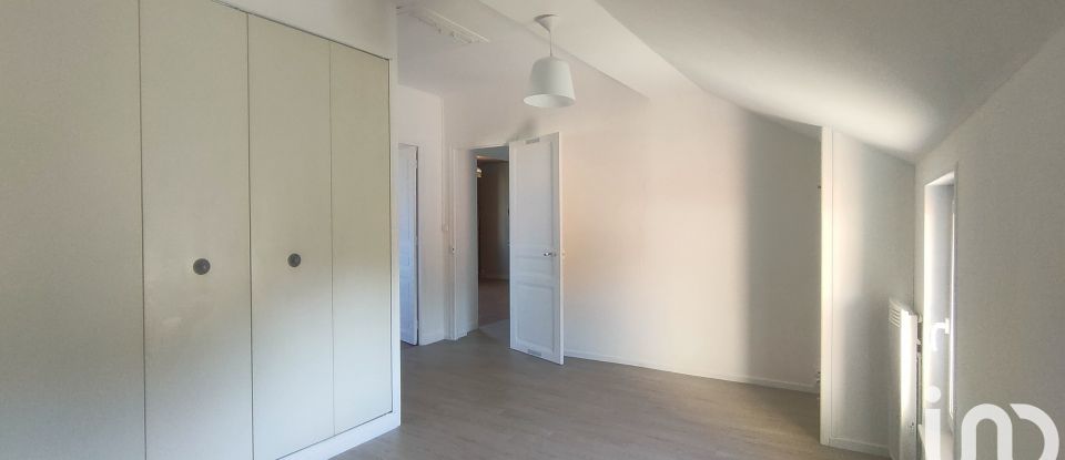 Maison de village 6 pièces de 165 m² à Reims (51100)