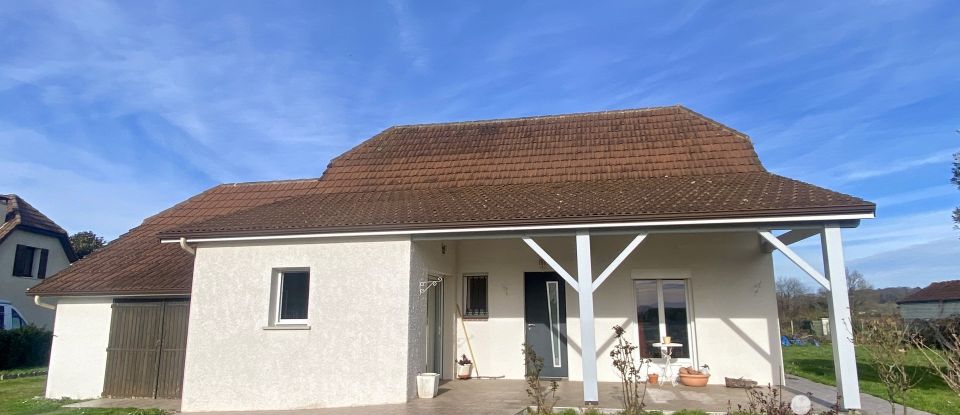 Maison traditionnelle 5 pièces de 109 m² à Sauvagnon (64230)