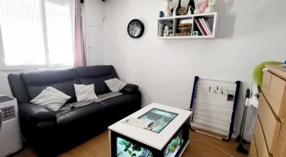 Appartement 3 pièces de 43 m² à Aubagne (13400)