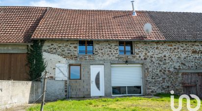 Maison de village 4 pièces de 118 m² à Saint-Cyr-les-Champagnes (24270)