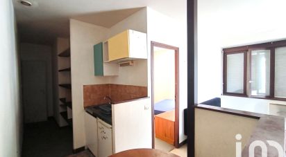 Apartment 2 rooms of 33 m² in Poitiers (86000)