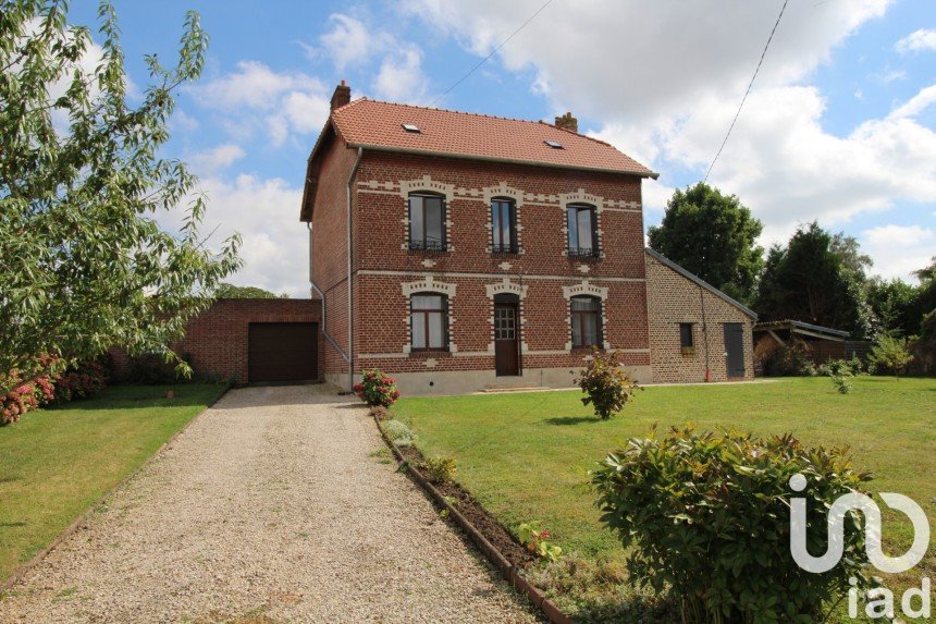 Maison traditionnelle 5 pièces de 146 m² à Villers-Saint-Christophe (02590)