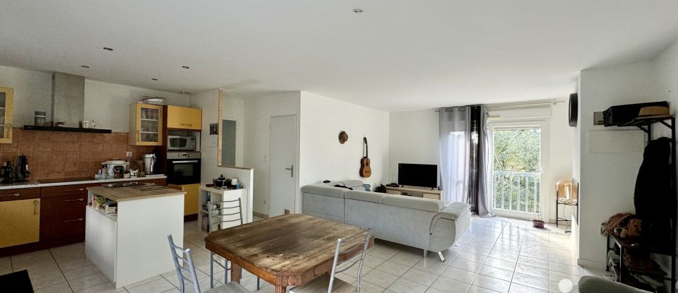 Maison 4 pièces de 93 m² à Vers (46090)