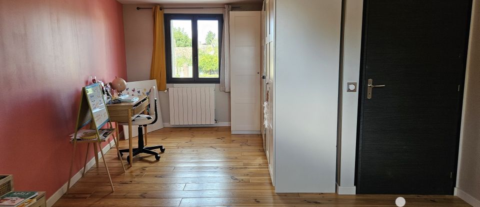 Maison 6 pièces de 182 m² à Cherisy (28500)