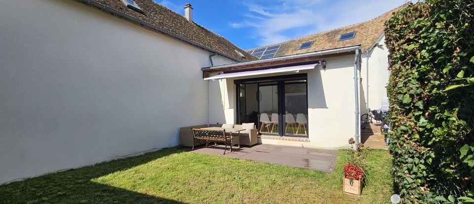 Maison 6 pièces de 182 m² à Cherisy (28500)